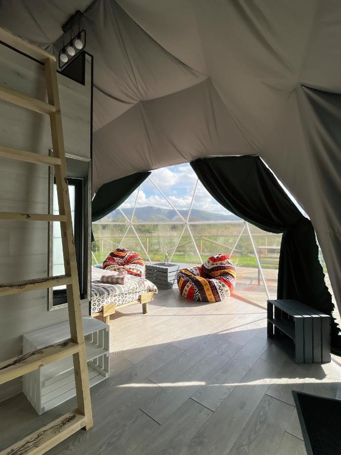 Глемпінг Едельвейс Hotell Oryavchyk Eksteriør bilde